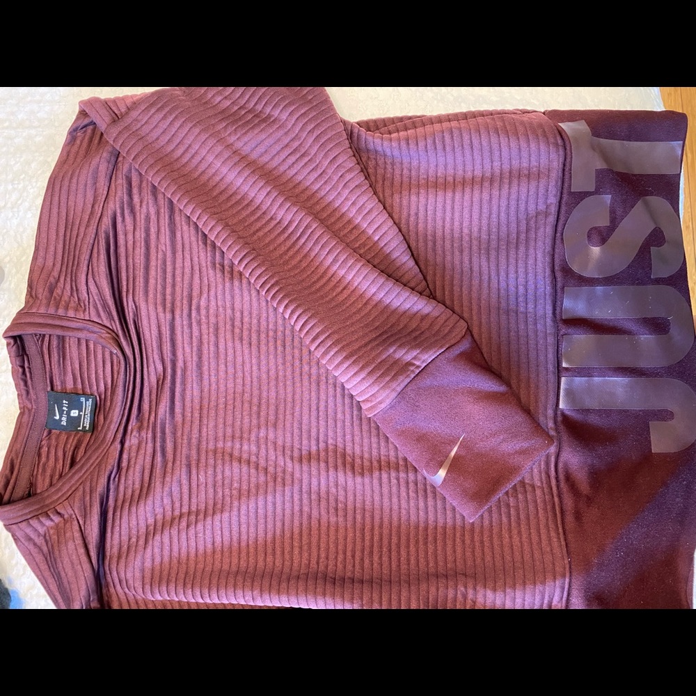 Nike women’s ribbed sweatshirt, slightly cropped
